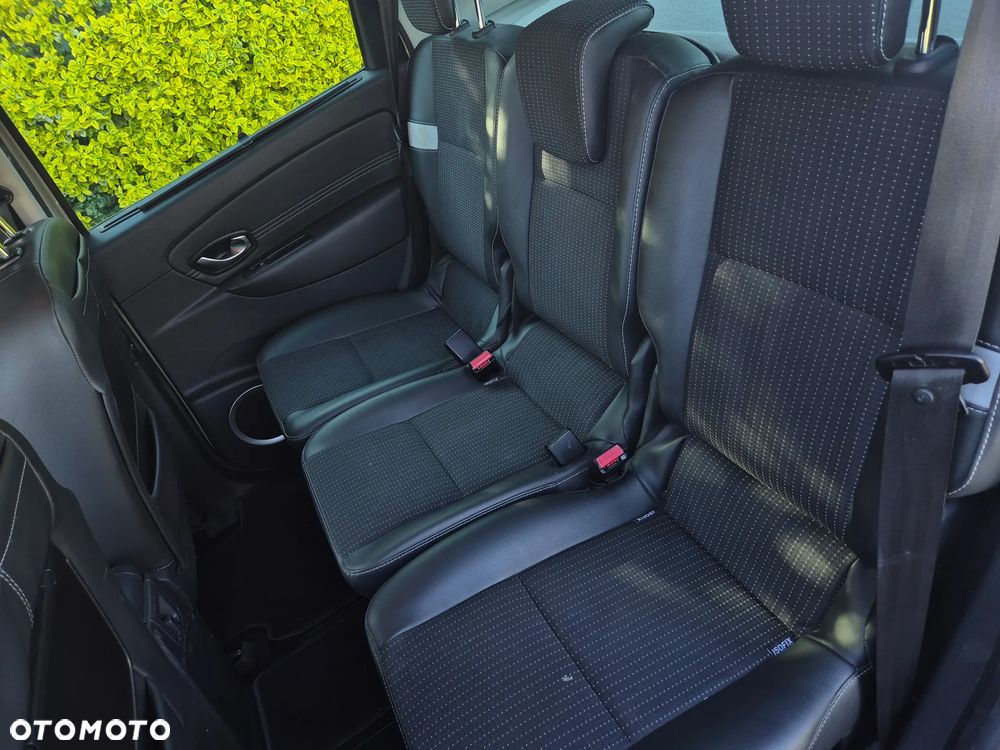 Renault Scenic dCi 110 FAP EDC Bose Edition - 11