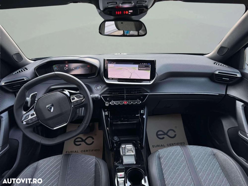 Peugeot 2008 1.2L e-DCS6 MHEV Allure - 10