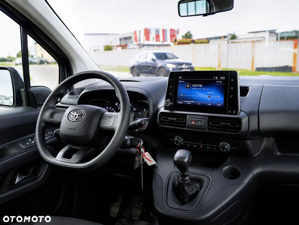 Toyota Proace City Verso Long 1.5 D-4D Business - 9