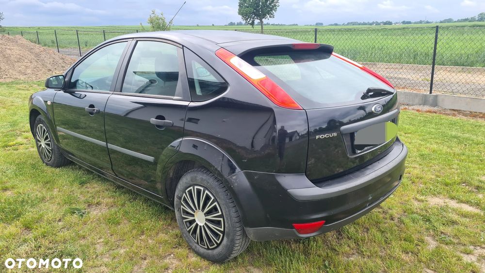 Ford Focus 1.6 TDCi Ambiente - 4