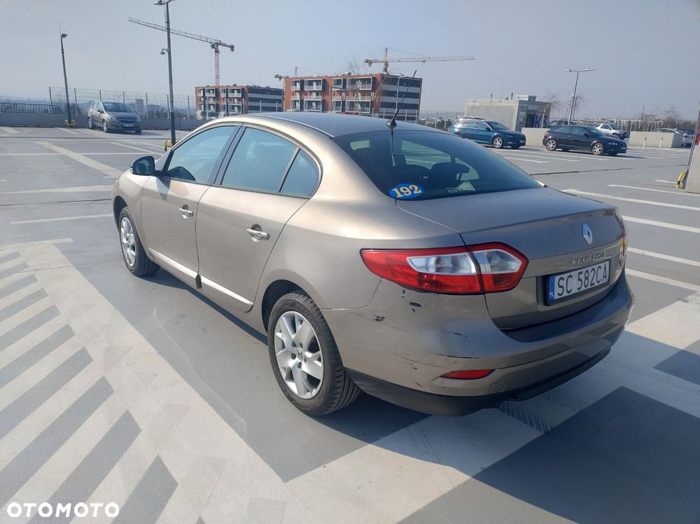 Renault Fluence 1.6 16V Privilege - 9