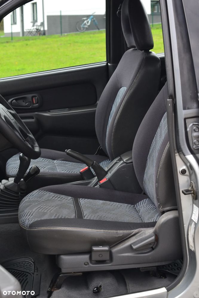 Mitsubishi L200 2.5 TDI GLS 4WD DoubleCab - 9
