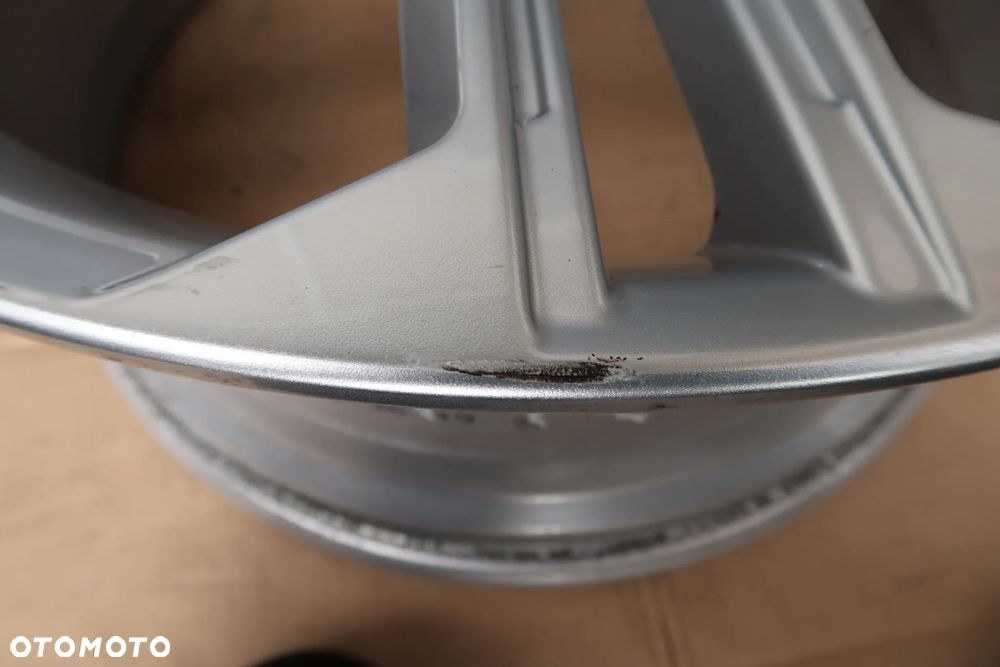 C32/C33 FELGA ALUMINIOWA AUDI A8 S8 4N0601025F 9X21ET37 - 6