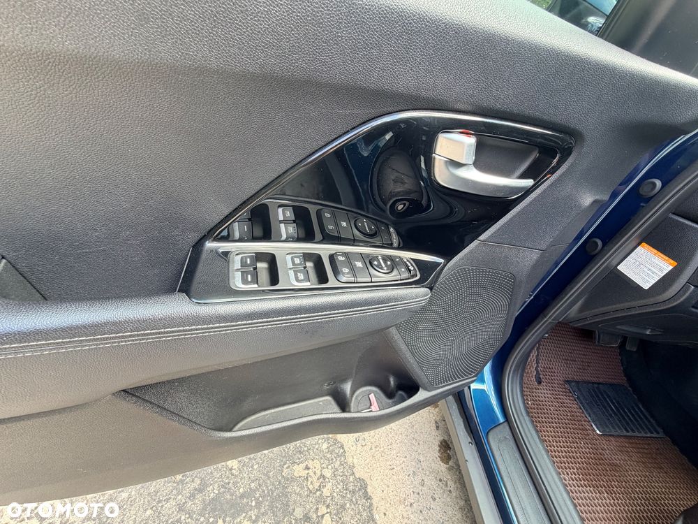 Kia Niro 1.6 GDI Hybrid L - 23