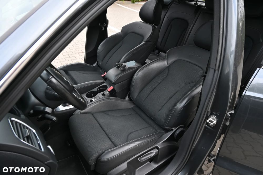 Audi Q3 2.0 TDI Quattro S tronic - 29