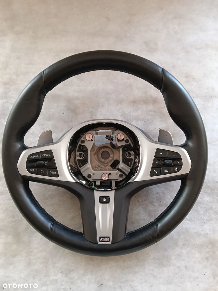 BMW G30 G31 G05 G06 KIEROWNICA GRZANA WIBRACJA M-PAKIET - 1