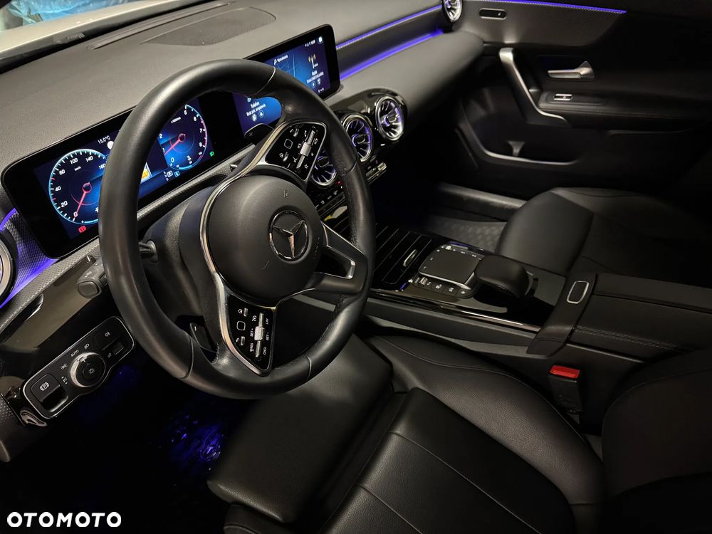 Mercedes-Benz Klasa A 200 Progressive 7G-DCT - 19