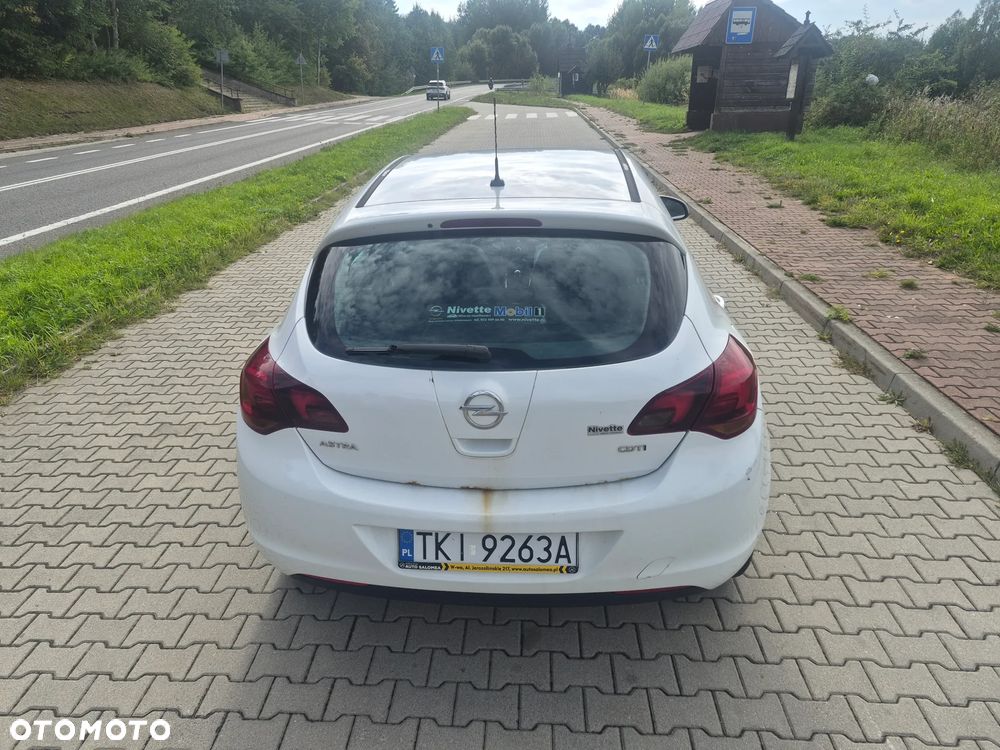 Opel Astra 1.7 CDTI Enjoy - 4