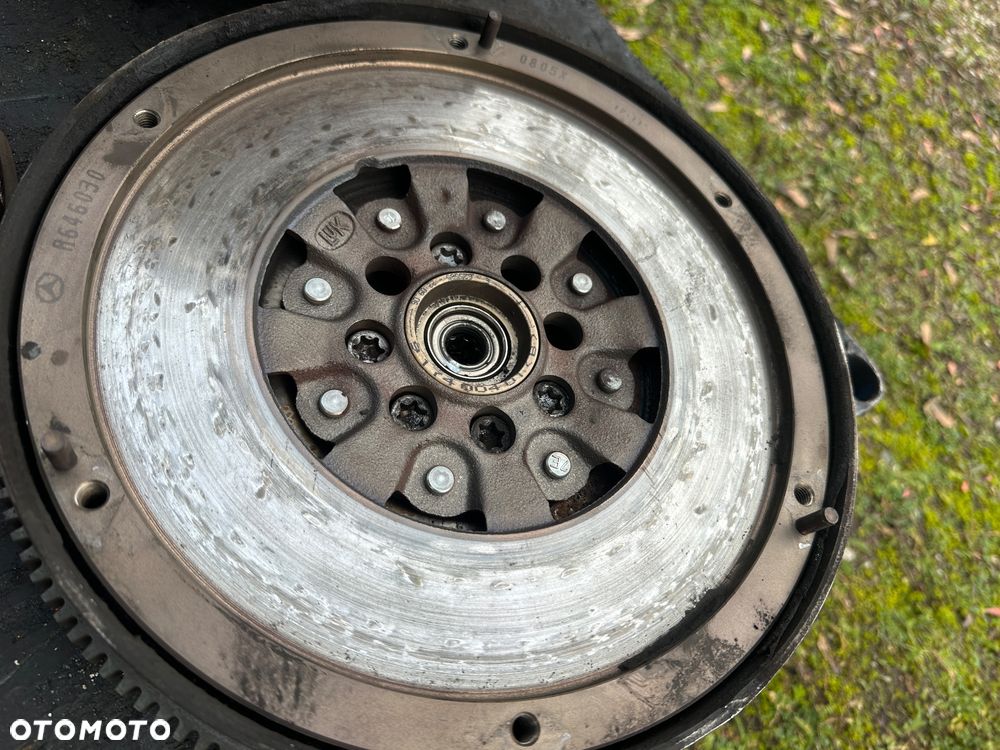 Mercedes Sprinter 906 vito 639 Viano dwumasa om646 sprzęgło dwumasa docisk - 3