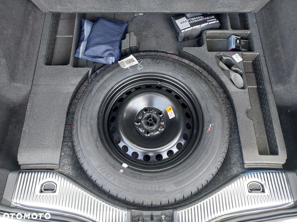 Ford Mondeo Turnier 2.0 TDCi Start-Stopp PowerShift-Aut Business Edition - 26