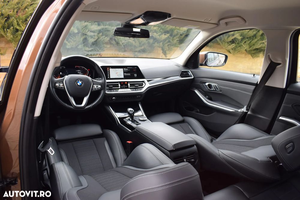 BMW Seria 3 320d Aut. Sport Line - 14