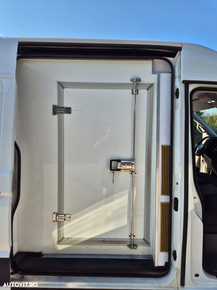 Volkswagen Crafter - 8