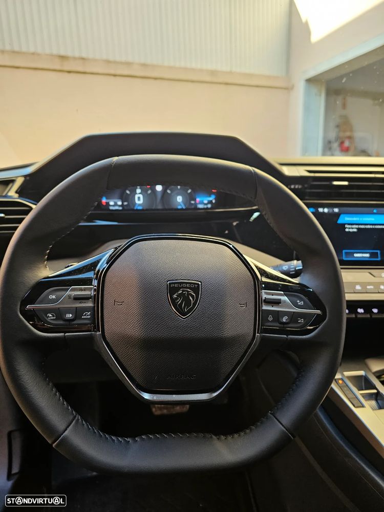 Peugeot 308 1.5 BlueHDi Style EAT8 - 6