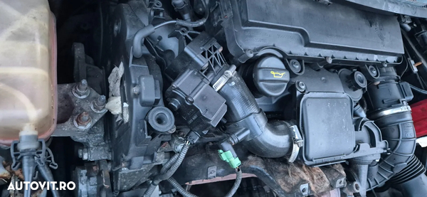 Cutie viteze manuala Ford Fiesta / Mazda 3 / Citroen C3 C4 / Peugeot 207 307 308 1.4 tdci diesel F6JD/F6JB 2010
