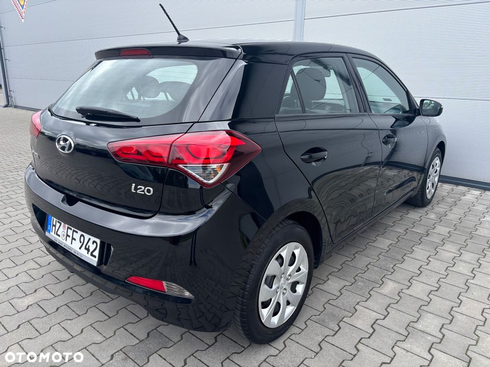 Hyundai i20 blue 1.2 Classic - 21
