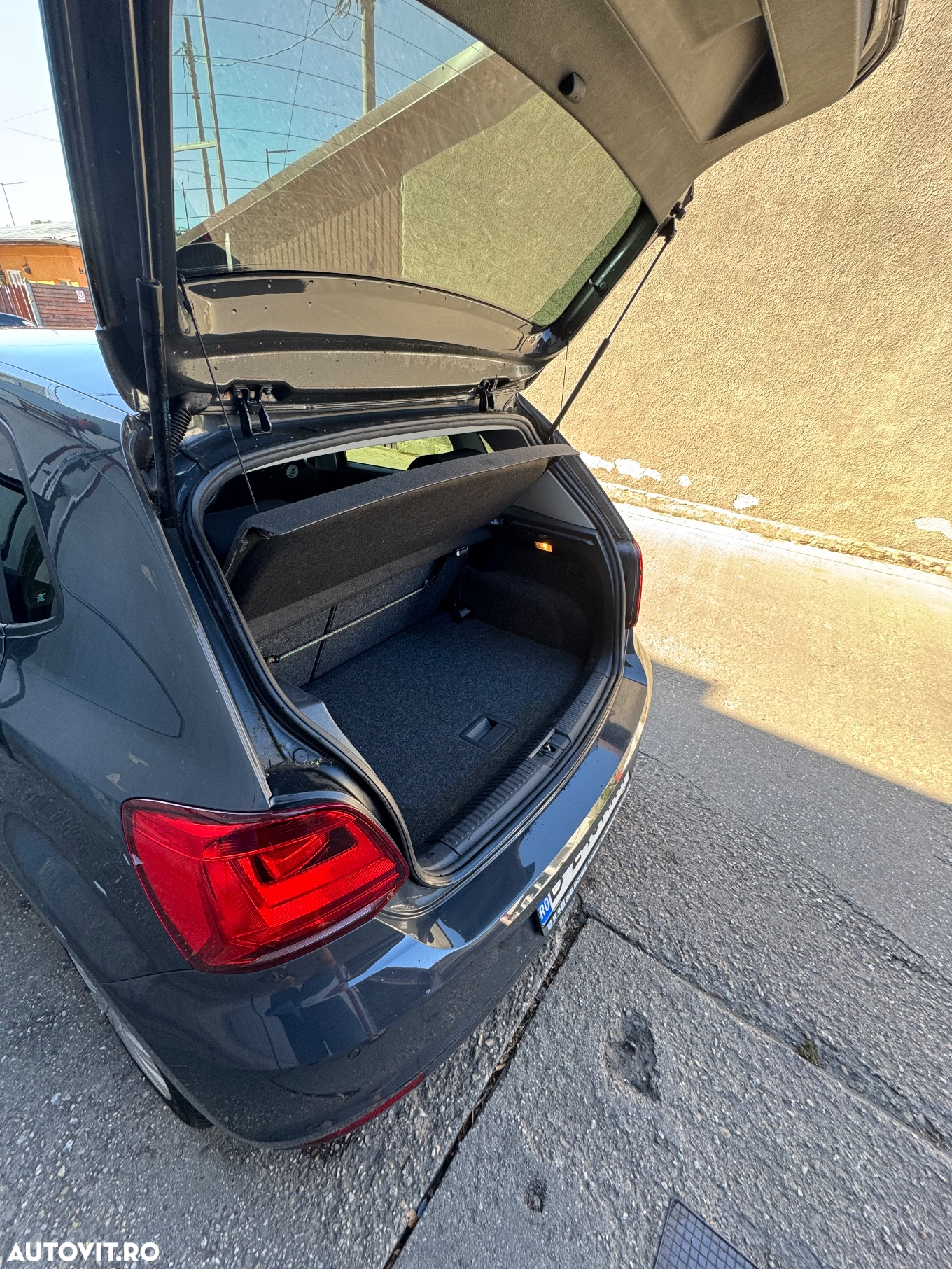Volkswagen Polo 1.2 TSI Comfortline - 10