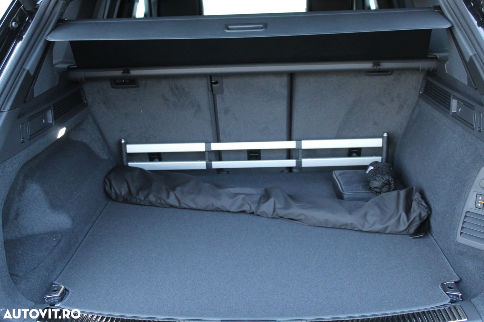 Volkswagen Touareg V6 TDI R-Style - 7