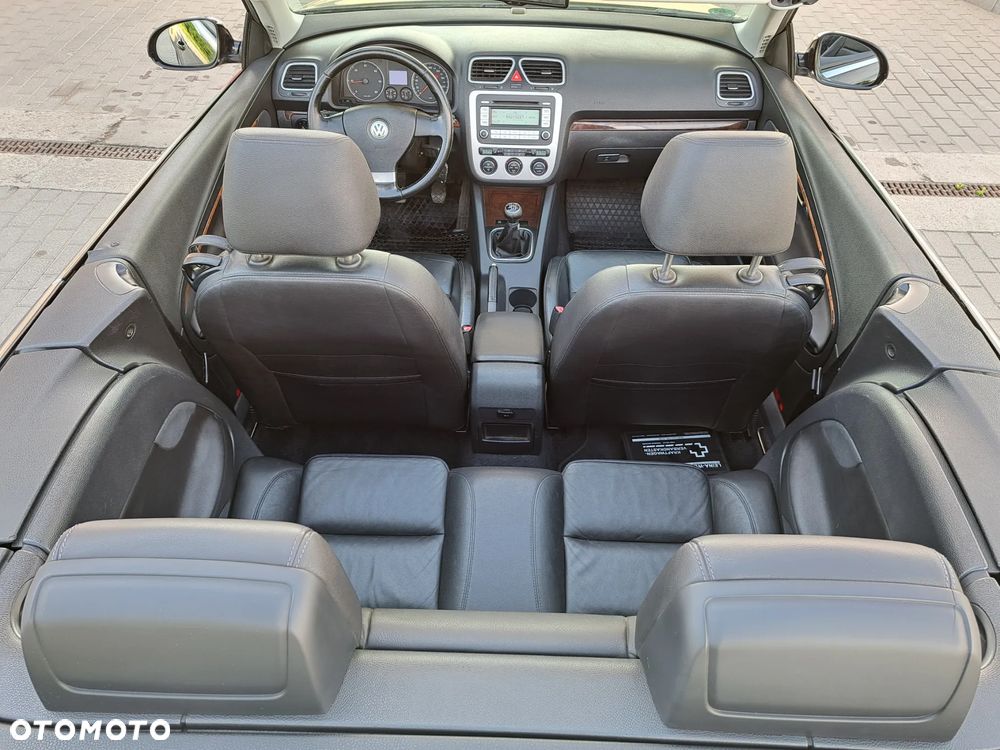 Volkswagen Eos - 12