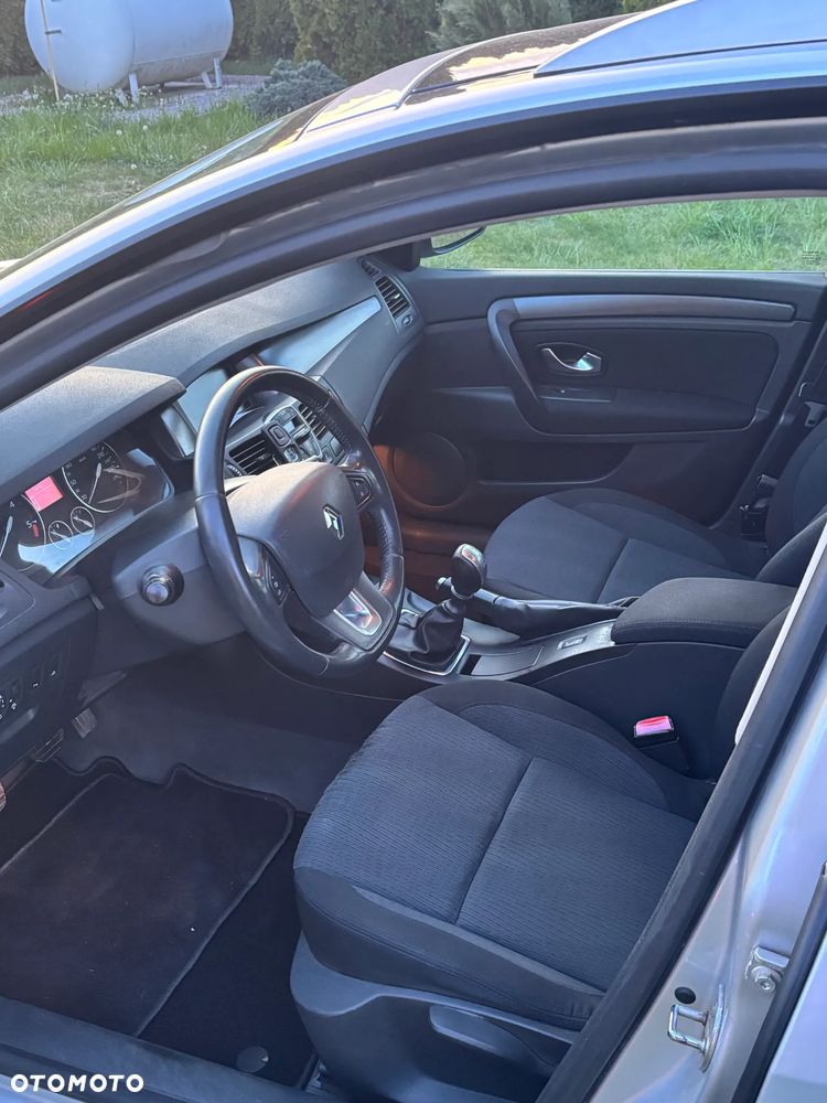 Renault Laguna 2.0 DCi Dynamique - 8