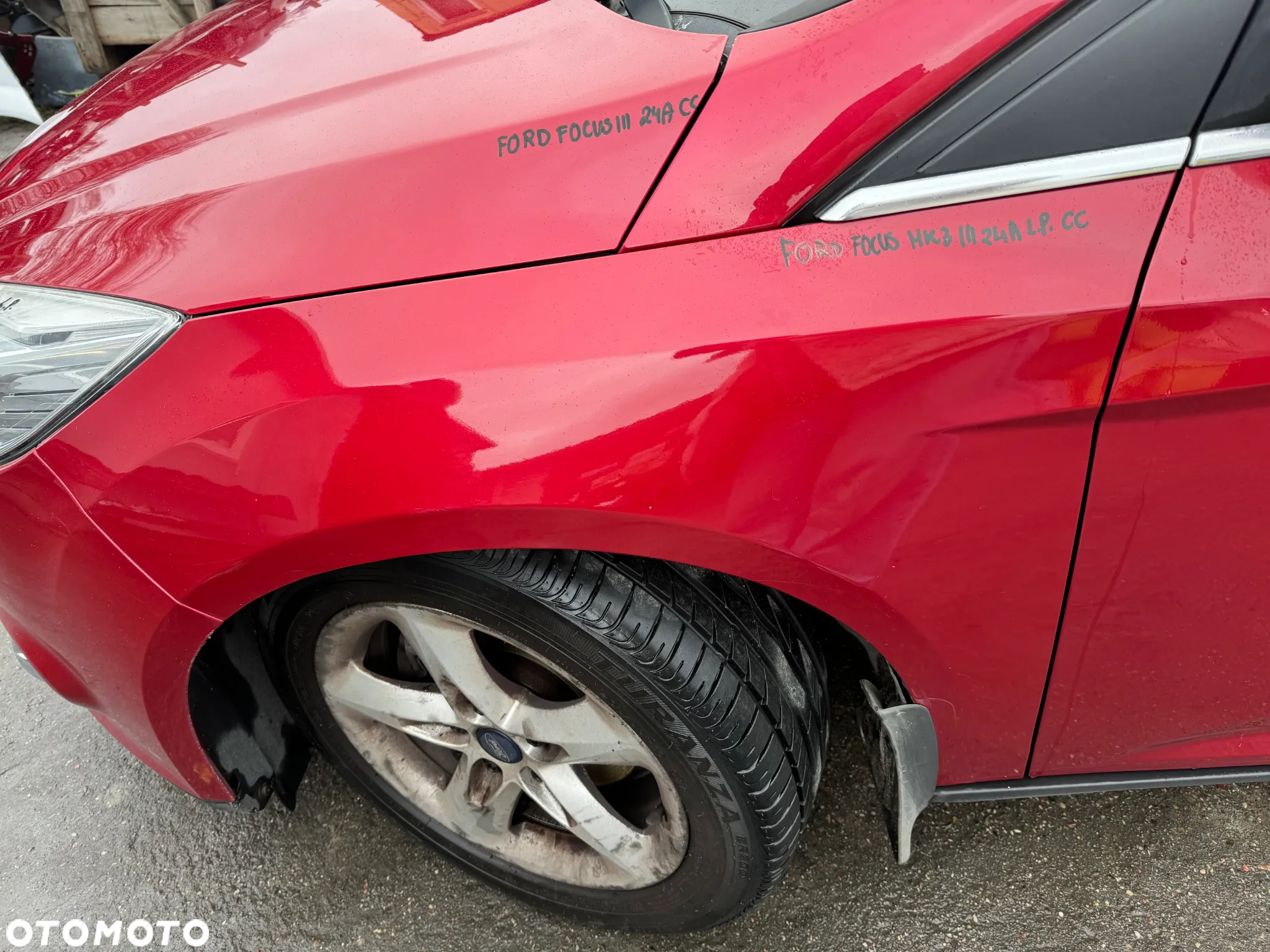 FORD FOCUS MK3 BŁOTNIK LEWY PRZÓD PRZEDNI CC - 9