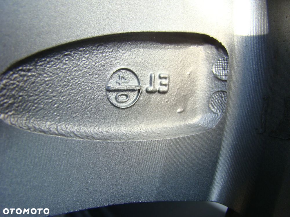 a335 5x112 Audi A4 B6 B7 B8 A3 8P 8Y 8V Q2 Q3 A6 C5 C6 7,5jx17 et40 - 7