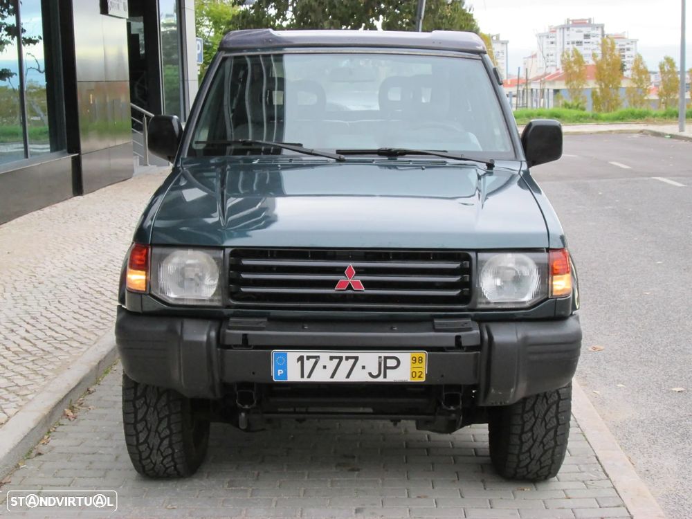 Mitsubishi Pajero - 4