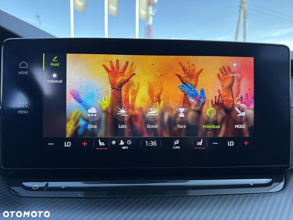 Skoda Octavia 2.0 TDI RS DSG - 24