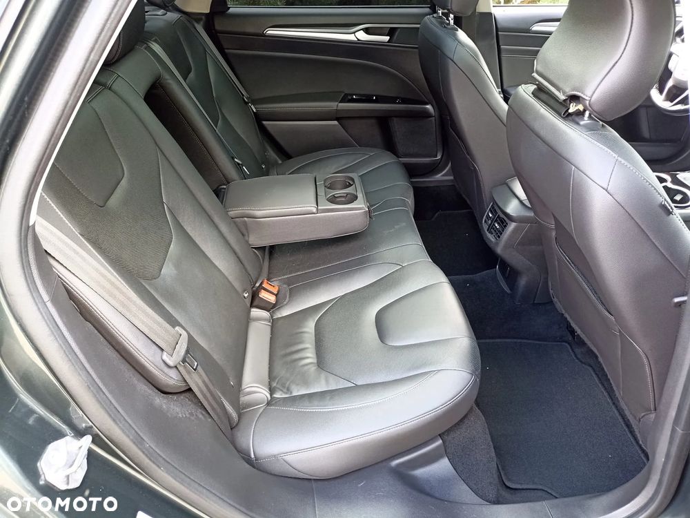 Ford Mondeo 2.0 TDCi Titanium - 14