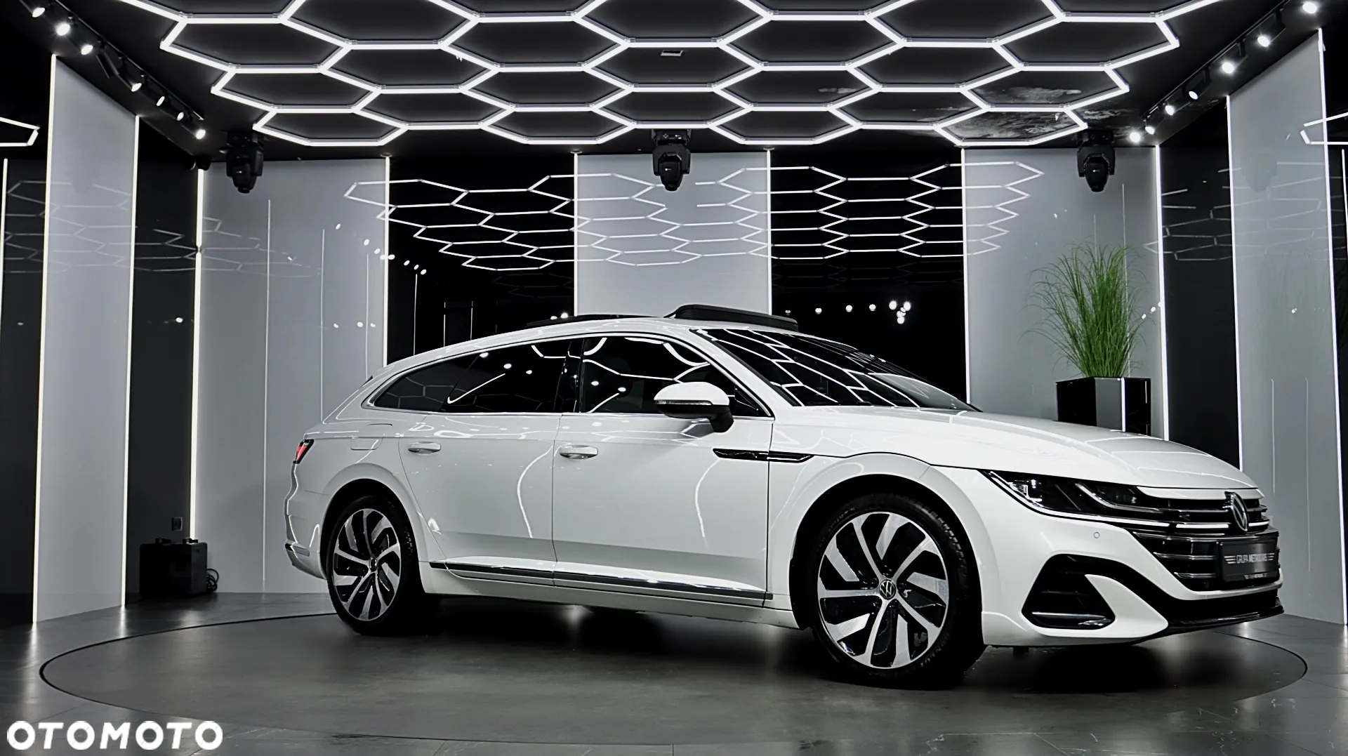 Volkswagen Arteon 2.0 TSI GPF R-Line DSG - 14