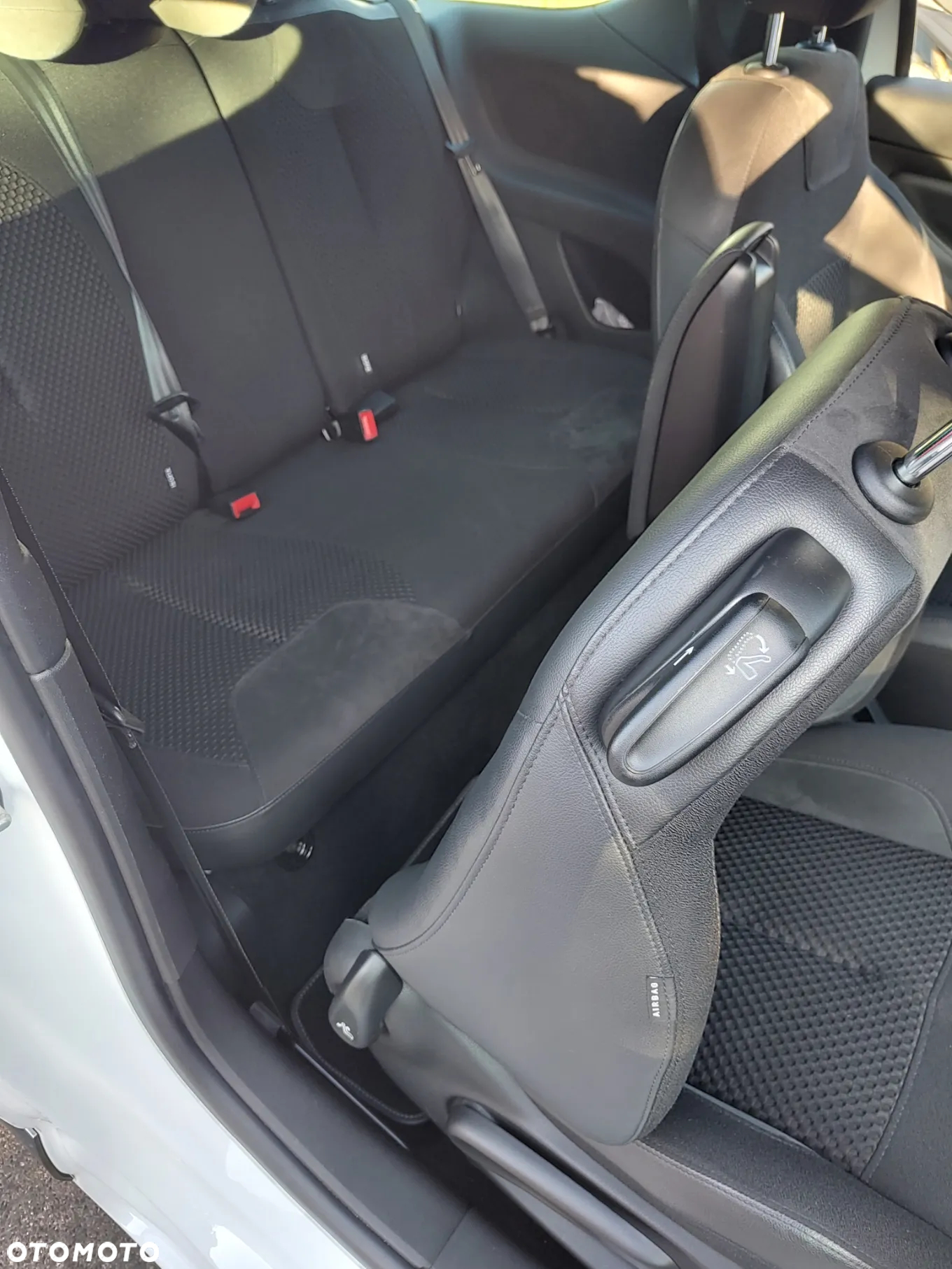 Citroën DS3 1.6 THP SportChic - 30