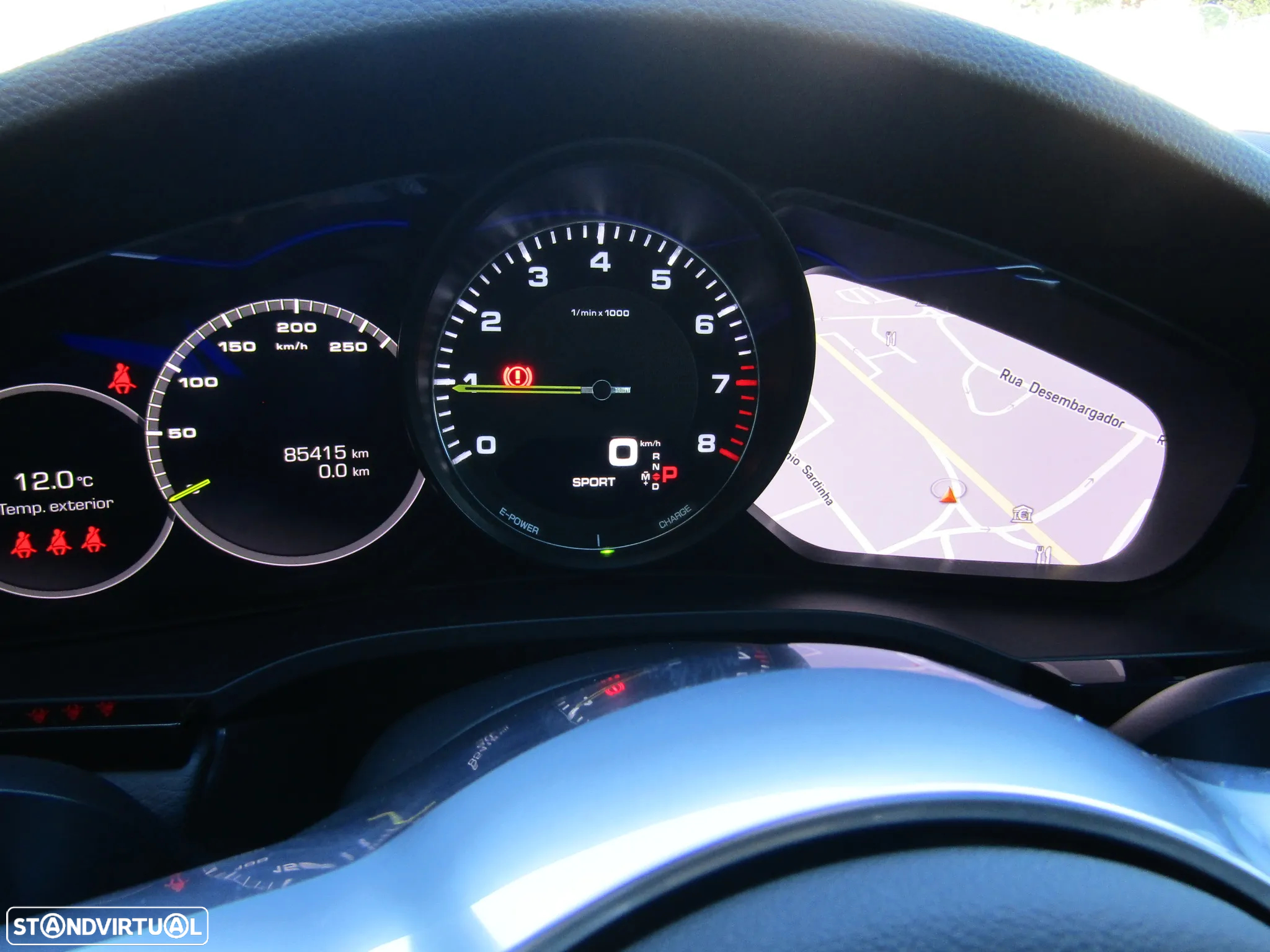 Porsche Cayenne Coupé E-Hybrid - 17