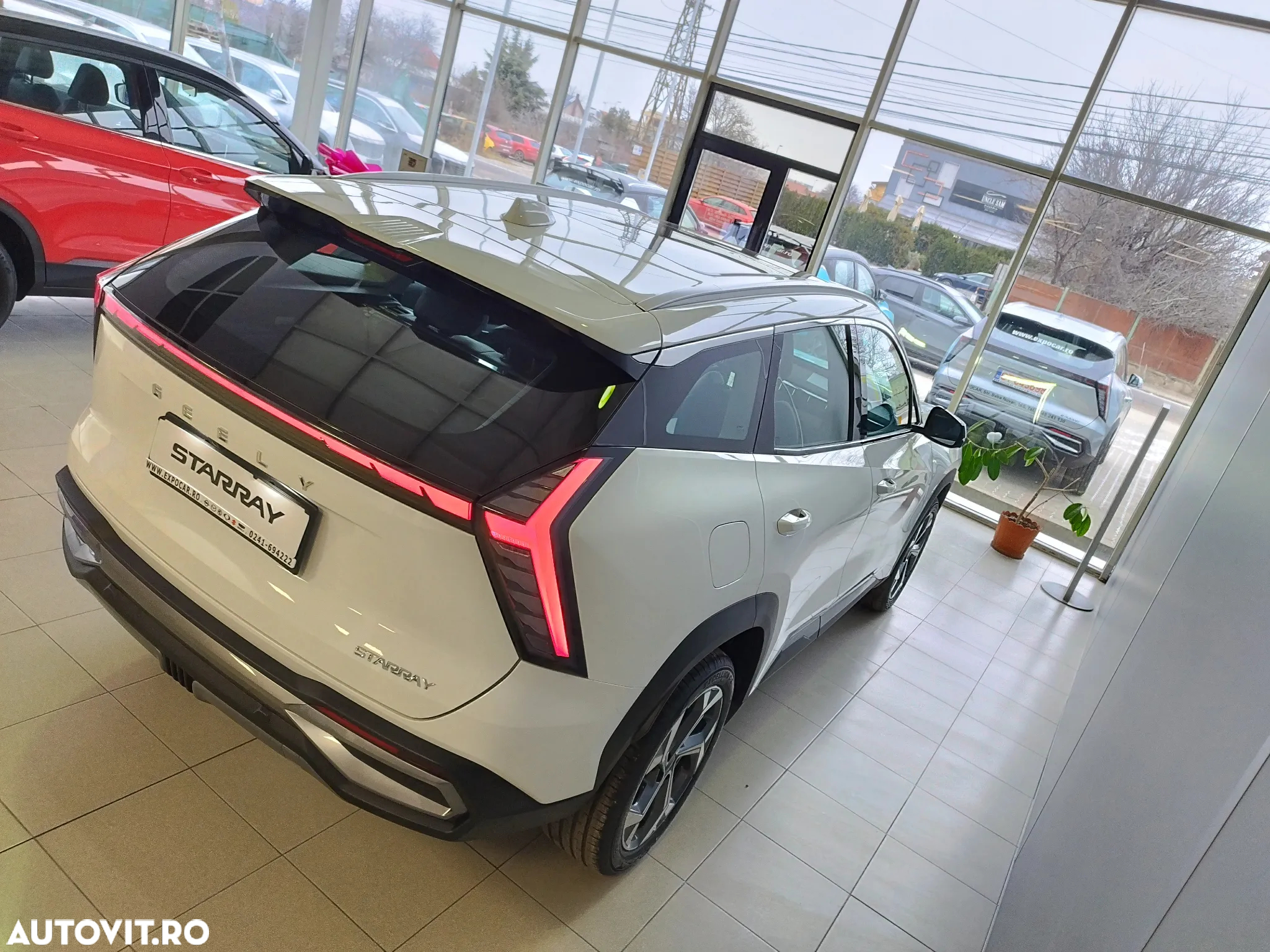 Geely Starray - 12