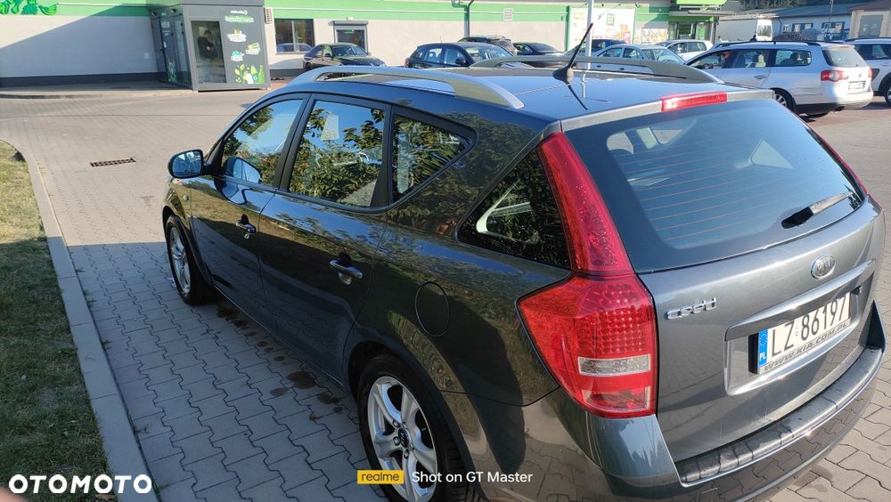 Kia Ceed - 5