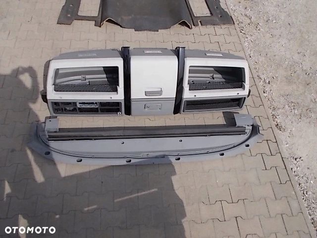 RENAULT GAMA T RANGE KOKPIT PRZEKŁADKA Z ANGLIKA - 6