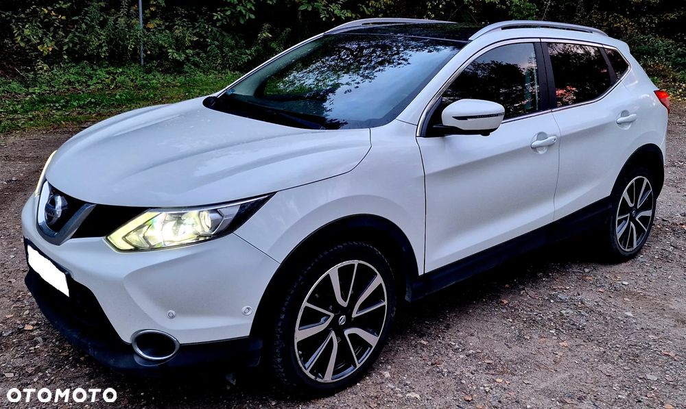 Nissan Qashqai 1.6 DIG-T Tekna - 1