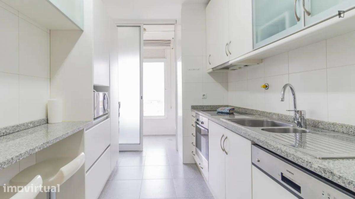 Apartamento com 2 quartos - localizado em Matosinhos - Grande imagem: 5/9