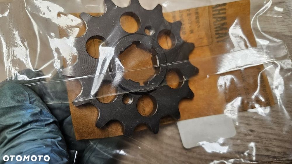 Oryginalny zestaw napędowy Yamaha XT 550  5Y1-W001A-00 - 5