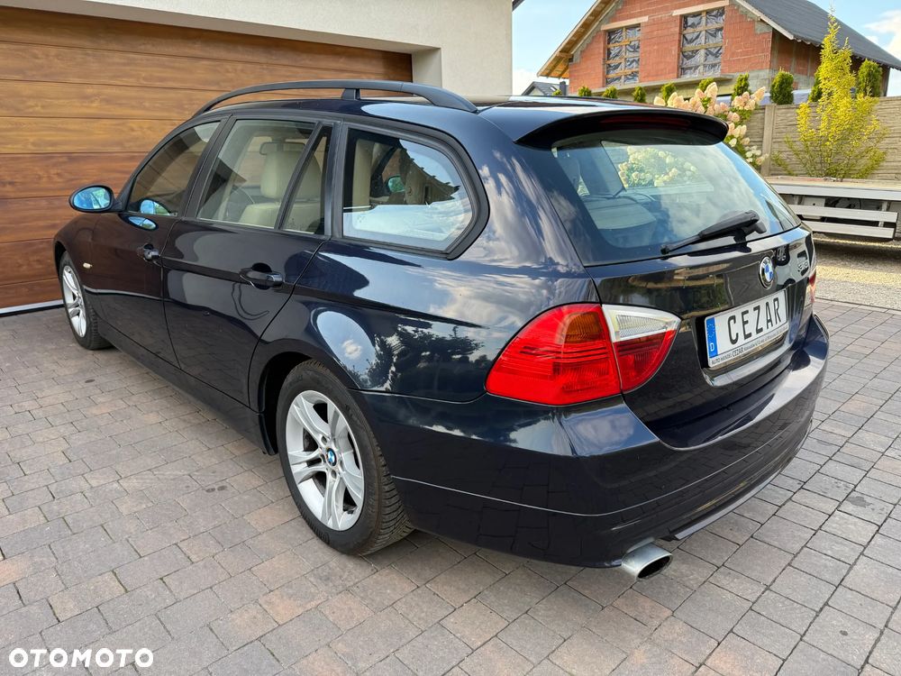 BMW Seria 3 318i Touring Edition Exclusive - 4