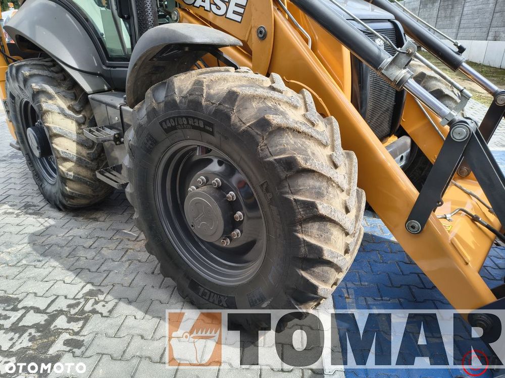 Case 695 SV 2023R - 16
