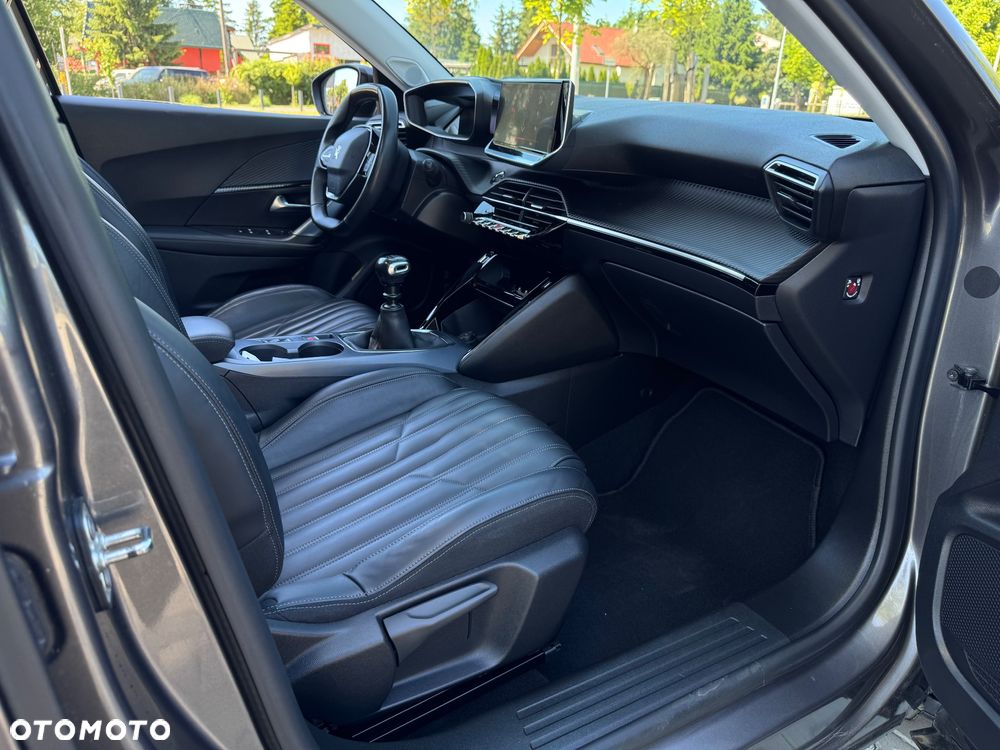 Peugeot 2008 - 26