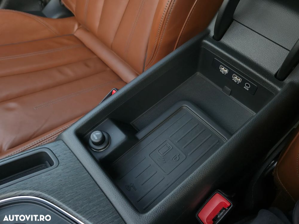 Audi A4 2.0 TDI ultra S tronic sport - 37