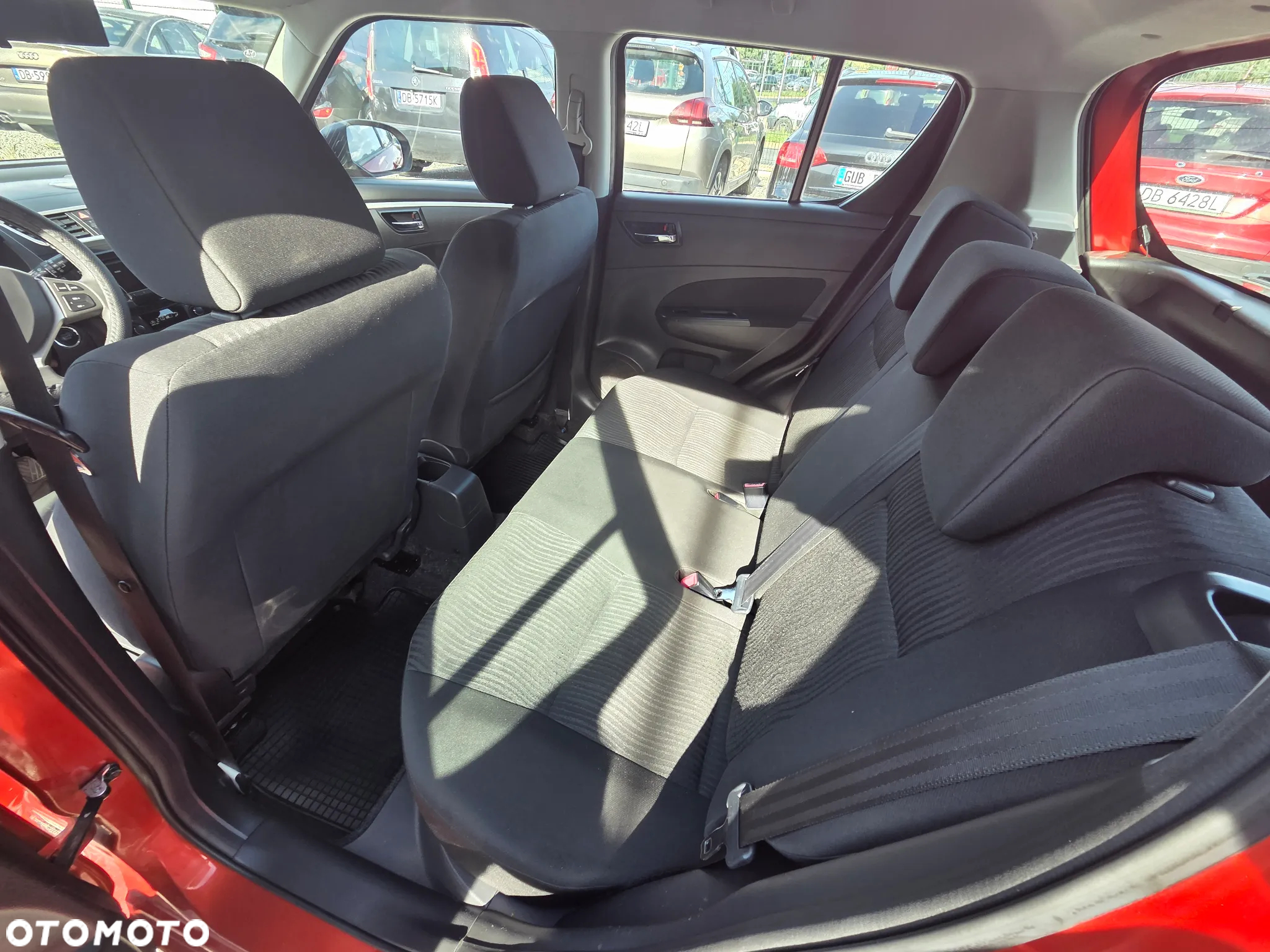 Suzuki Swift 1.2 Premium - 17