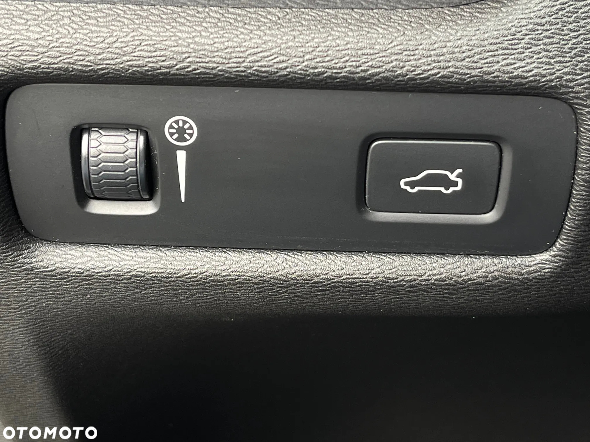 Volvo V60 D3 Momentum - 23