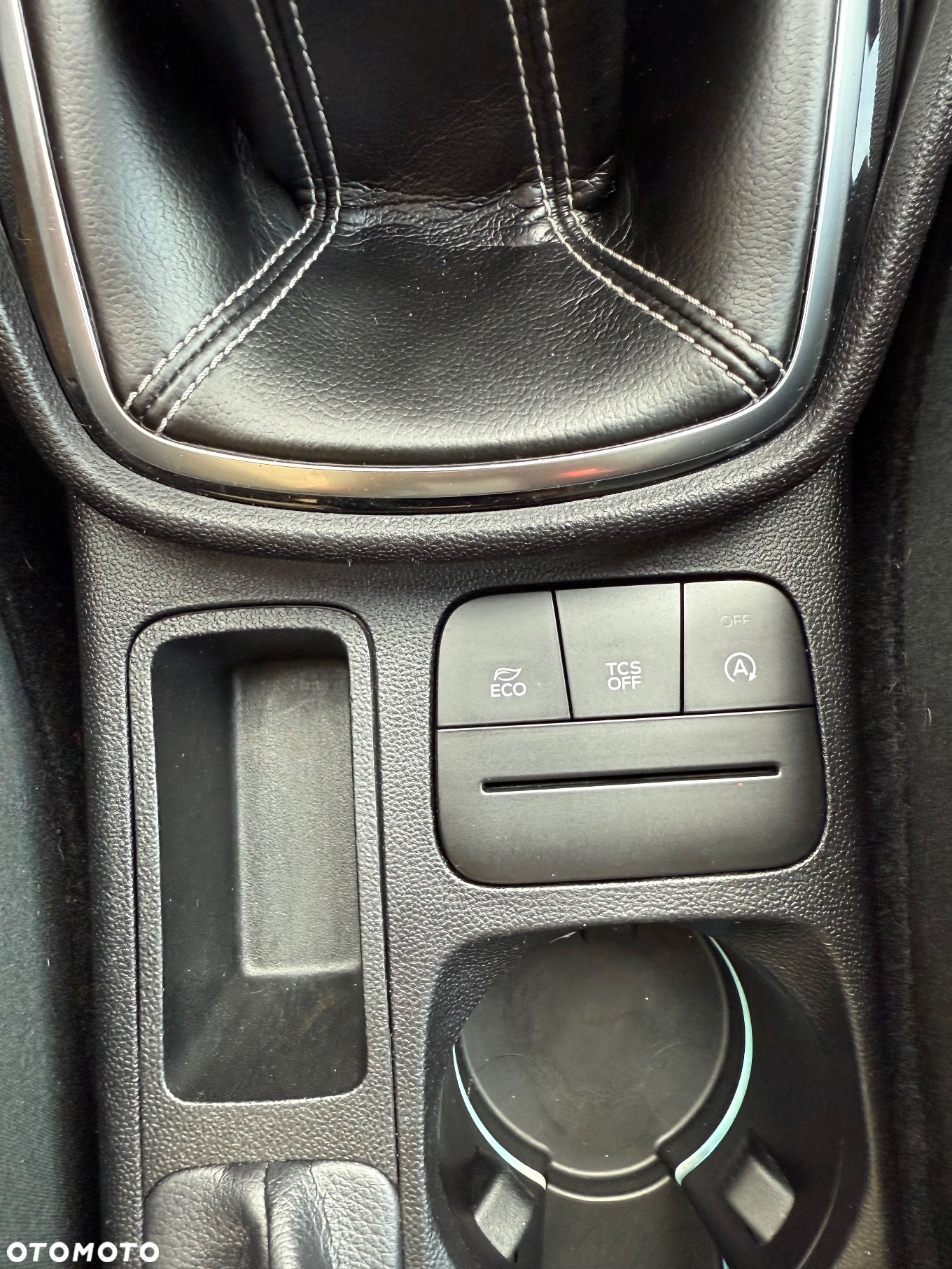 Ford Fiesta 1.0 EcoBoost S&S TITANIUM - 13