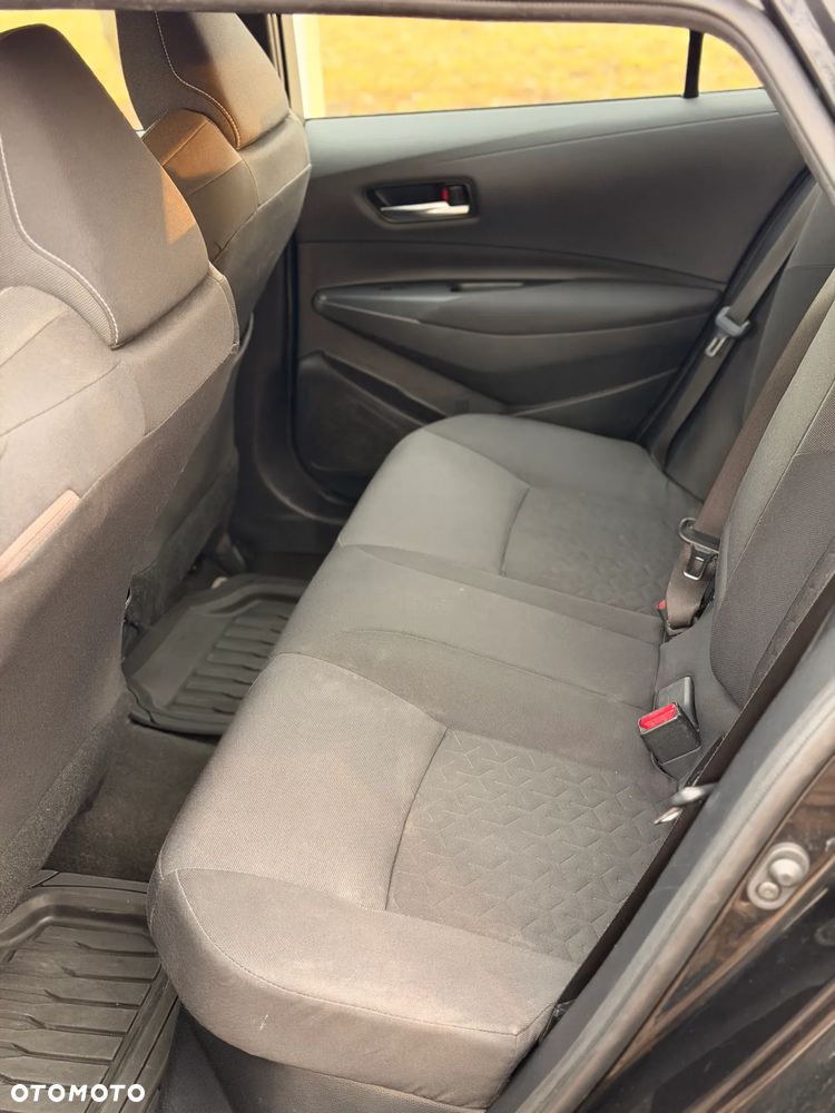 Toyota Corolla - 31