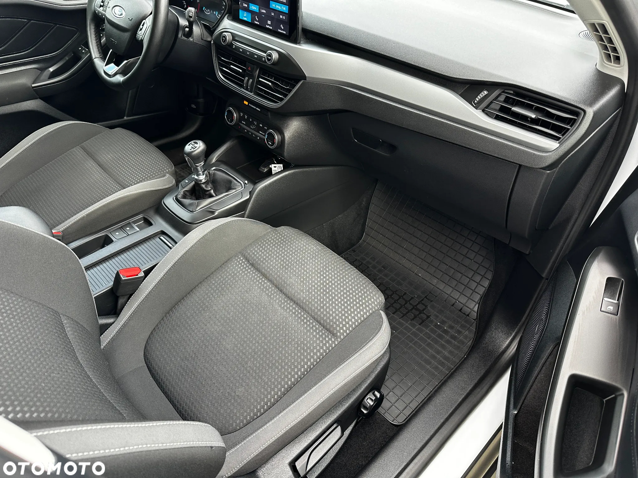 Ford Focus 1.5 EcoBlue Connected - 25