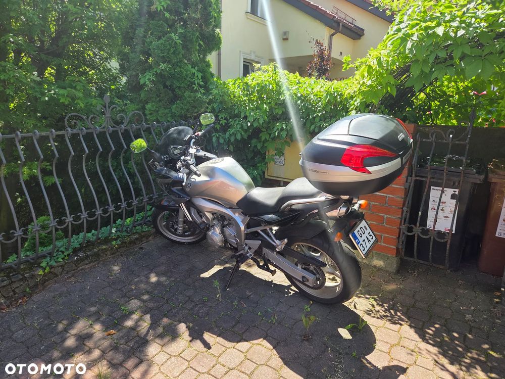 Yamaha FZ6 - 2