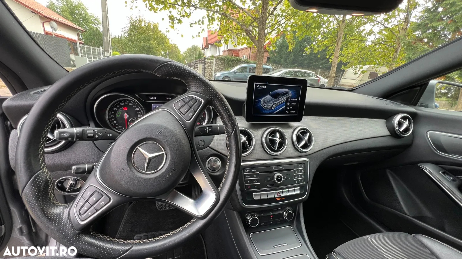 Mercedes-Benz CLA Shooting Brake 180 d 7G-DCT Peak Edition - 13