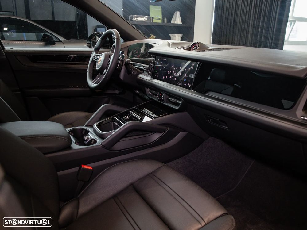Porsche Cayenne Coupé E-Hybrid Black Edition - 44