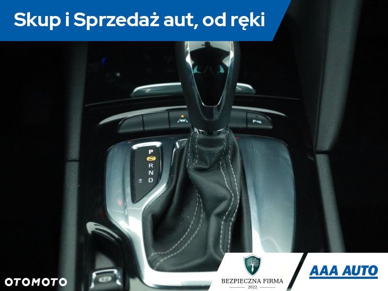 Opel Insignia - 15